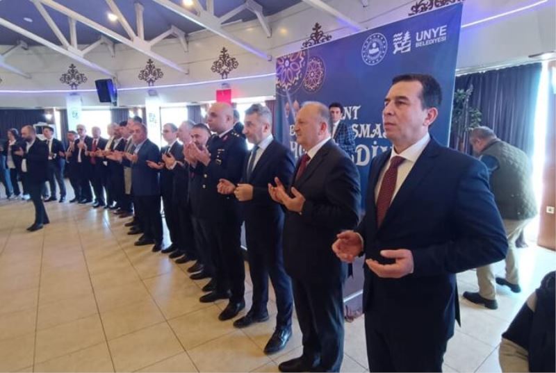 ÜNYE’DE BAYRAM GELENEĞİ BOZULMADI