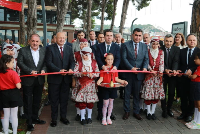 BAŞKAN TAVLI, “EĞİTİM DÖNEMİNDE GENÇLERİMİZİN HER ZAMAN YANINDAYIZ”